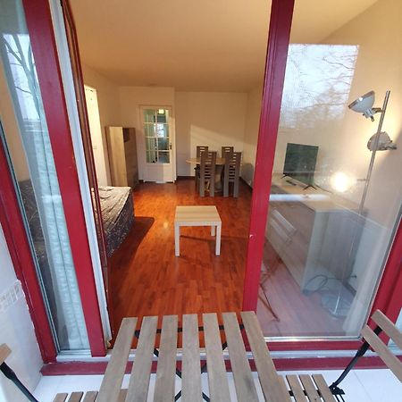 דירות גויאנקורט F3 Avec Balcon 5 Min Gare Sqy Et Parking Gratuit מראה חיצוני תמונה