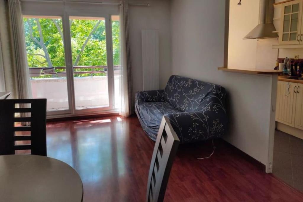 דירות גויאנקורט F3 Avec Balcon 5 Min Gare Sqy Et Parking Gratuit מראה חיצוני תמונה